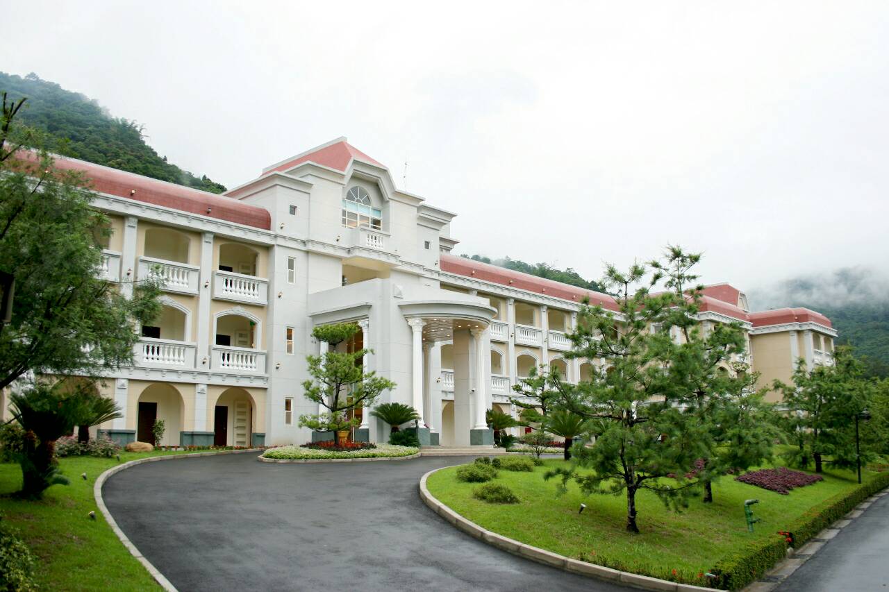 泰雅渡假村 LOGO